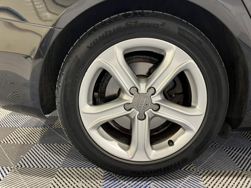 Photo 18 de l'offre de AUDI A4 AVANT 2.0 TDI 150 S-LINE Multitronic BVA à 14990€ chez VL Auto