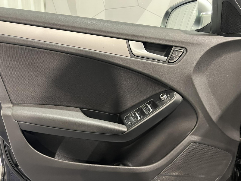 Photo 20 de l'offre de AUDI A4 AVANT 2.0 TDI 150 S-LINE Multitronic BVA à 14990€ chez VL Auto