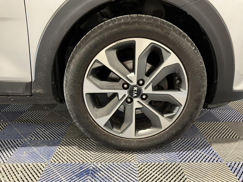 Photo 18 de l'offre de KIA STONIC 1.6 CRDi 110 ch Active à 12490€ chez VL Auto
