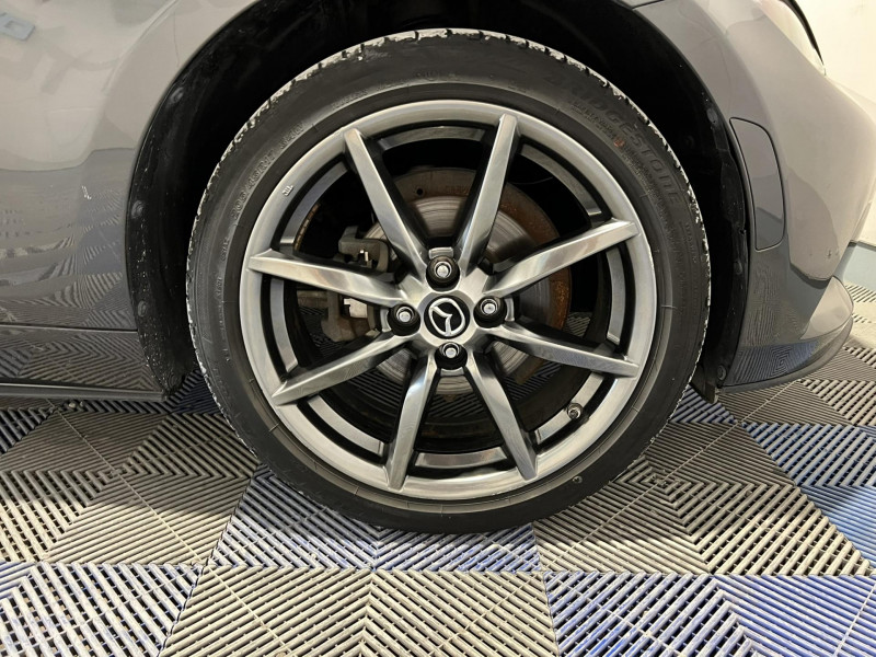 Photo 16 de l'offre de MAZDA MX-5 MX5 RF 1.5L SKYACTIV-G 131 ch Dynamique à 23490€ chez VL Auto