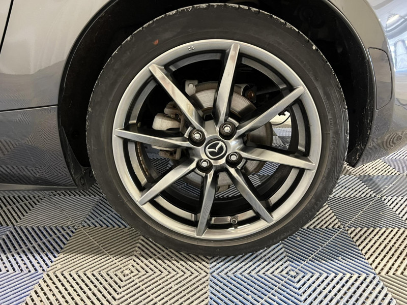 Photo 18 de l'offre de MAZDA MX-5 MX5 RF 1.5L SKYACTIV-G 131 ch Dynamique à 23490€ chez VL Auto