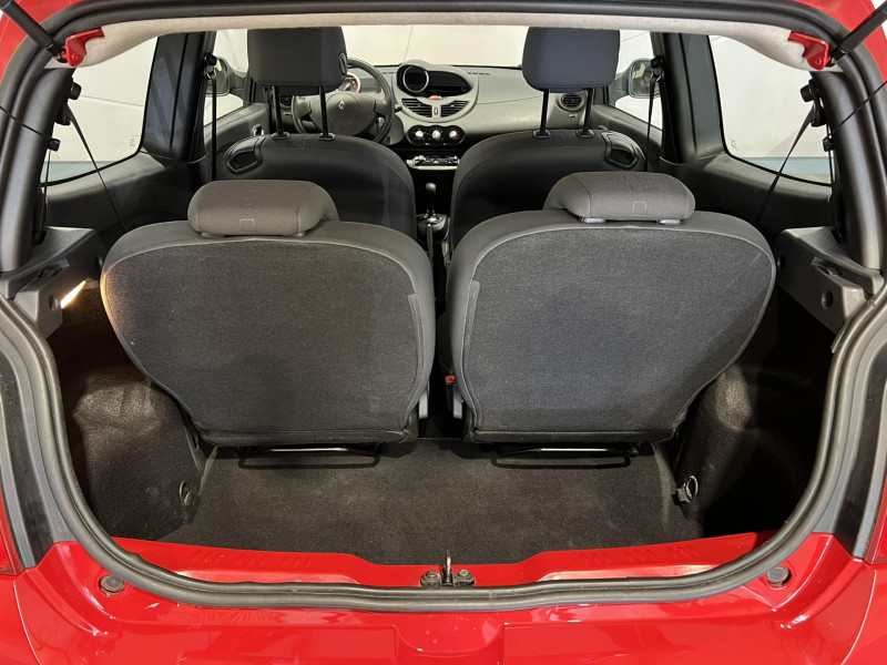 Photo 10 de l'offre de RENAULT TWINGO 1.2 16v 75 eco2 Dynamique Quickshift à 7490€ chez VL Auto