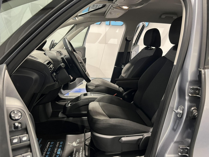 Photo 6 de l'offre de CITROEN GRAND C4 SPACETOURER BlueHDi 130 S&S EAT8 Business 7 Places à 14990€ chez VL Auto