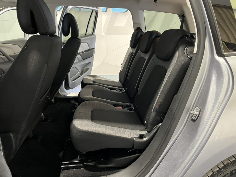 Photo 9 de l'offre de CITROEN GRAND C4 SPACETOURER BlueHDi 130 S&S EAT8 Business 7 Places à 14990€ chez VL Auto