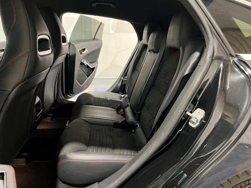 Photo 9 de l'offre de MERCEDES-BENZ CLA SHOOTING BRAKE 180 Fascination à 15990€ chez VL Auto
