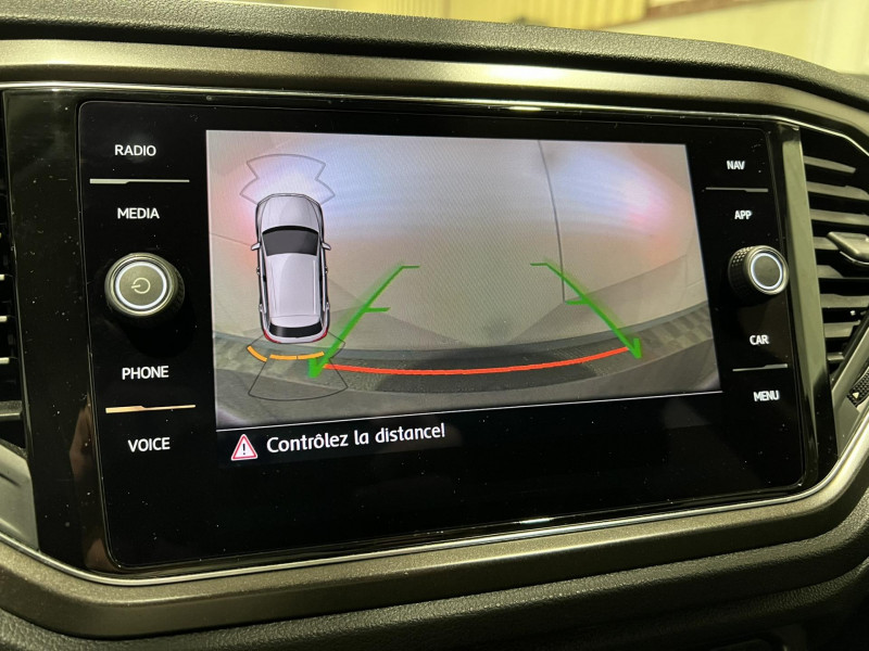 Photo 18 de l'offre de VOLKSWAGEN T-ROC 1.6 TDI 115 Start/Stop BVM6 Lounge à 18490€ chez VL Auto