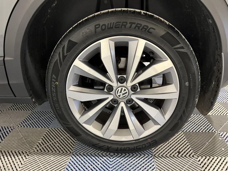 Photo 22 de l'offre de VOLKSWAGEN T-ROC 1.6 TDI 115 Start/Stop BVM6 Lounge à 18490€ chez VL Auto