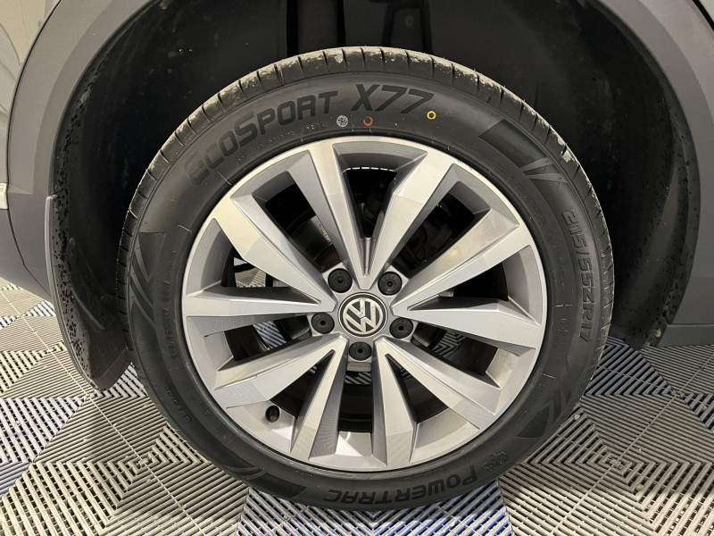 Photo 19 de l'offre de VOLKSWAGEN T-ROC 1.6 TDI 115 Start/Stop BVM6 Lounge à 18490€ chez VL Auto