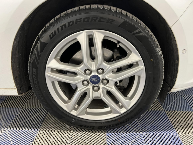 Photo 20 de l'offre de FORD S-MAX  2.0 TDCi 150 S&S Titanium Powershift BVA 7 Places à 18990€ chez VL Auto