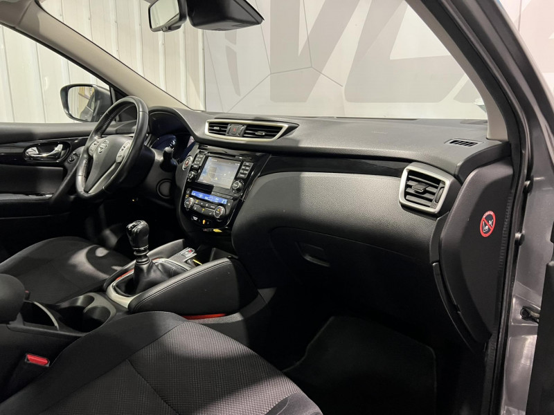 Photo 8 de l'offre de NISSAN QASHQAI 1.5 dCi 110 Stop/Start Connect Edition à 10990€ chez VL Auto