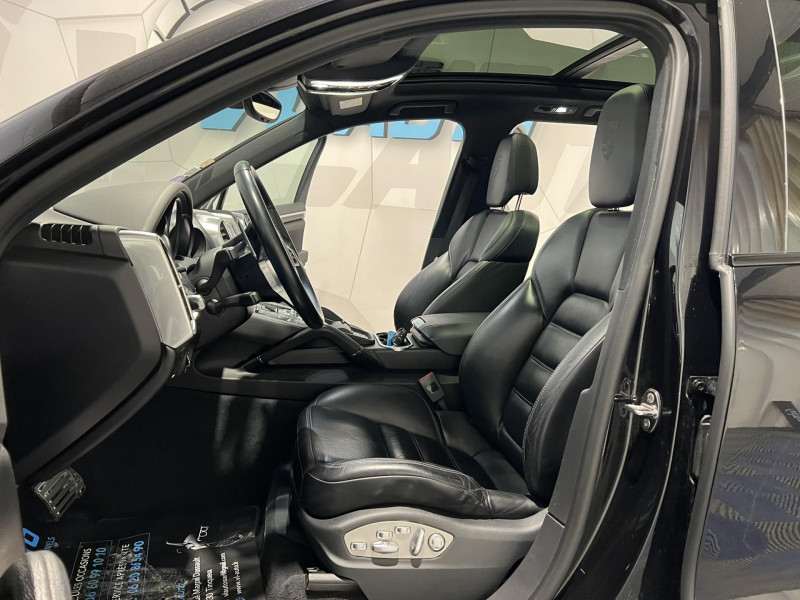 Photo 6 de l'offre de PORSCHE CAYENNE 3.0 V6 416 ch S E-Hybrid Tiptronic BVA à 39990€ chez VL Auto
