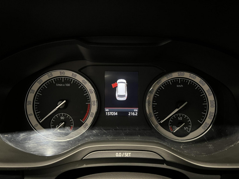 Photo 17 de l'offre de SKODA KODIAQ 2.0 TDI 190 SCR DSG7 4x4 7 Places Style à 20990€ chez VL Auto