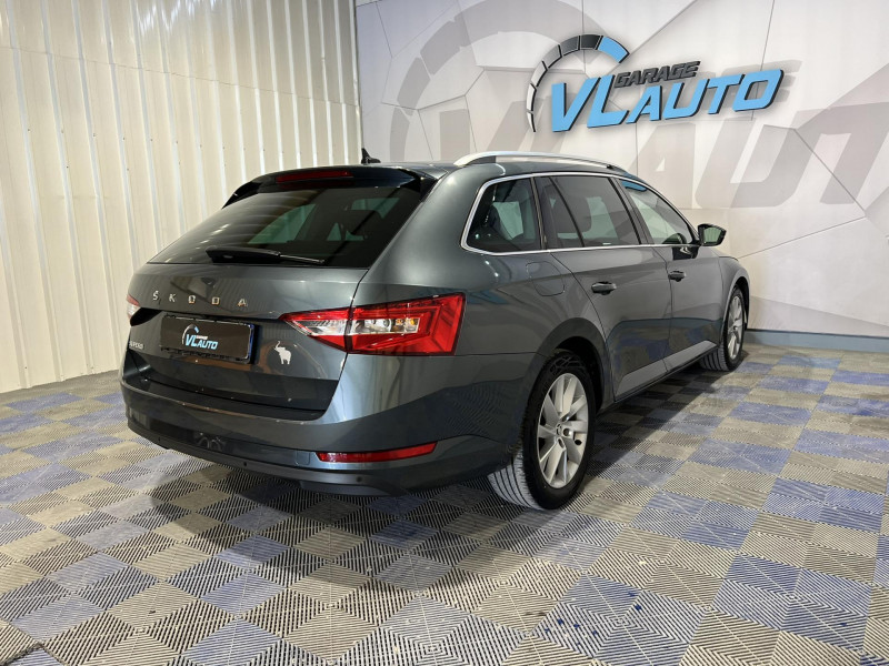 Photo 5 de l'offre de SKODA SUPERB COMBI 2.0 TDI 150 SCR DSG7 Business à 18990€ chez VL Auto