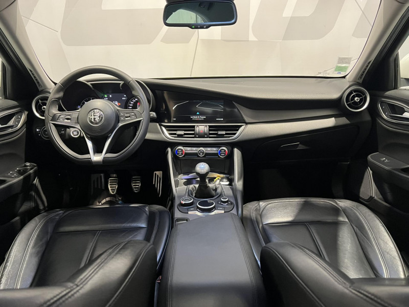 Photo 7 de l'offre de ALFA ROMEO GIULIA 2.2 180 ch Super à 16990€ chez VL Auto
