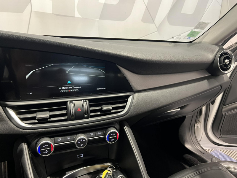 Photo 12 de l'offre de ALFA ROMEO GIULIA 2.2 180 ch Super à 16990€ chez VL Auto