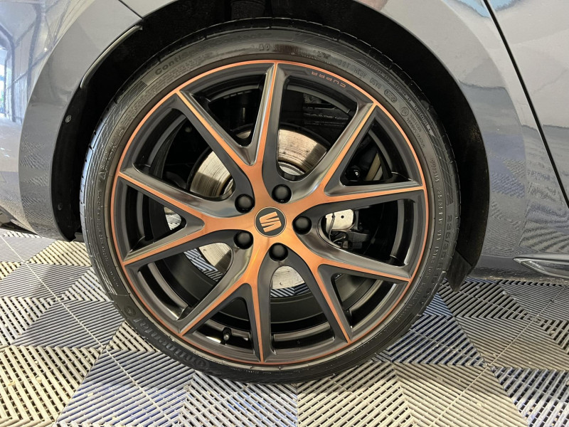 Photo 19 de l'offre de SEAT LEON 2.0 TSI 290 DSG7 Cupra à 29990€ chez VL Auto