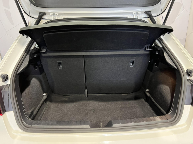 Photo 10 de l'offre de AUDI A1 SPORTBACK 30 TFSI 110 ch BVM6 Business line à 17990€ chez VL Auto