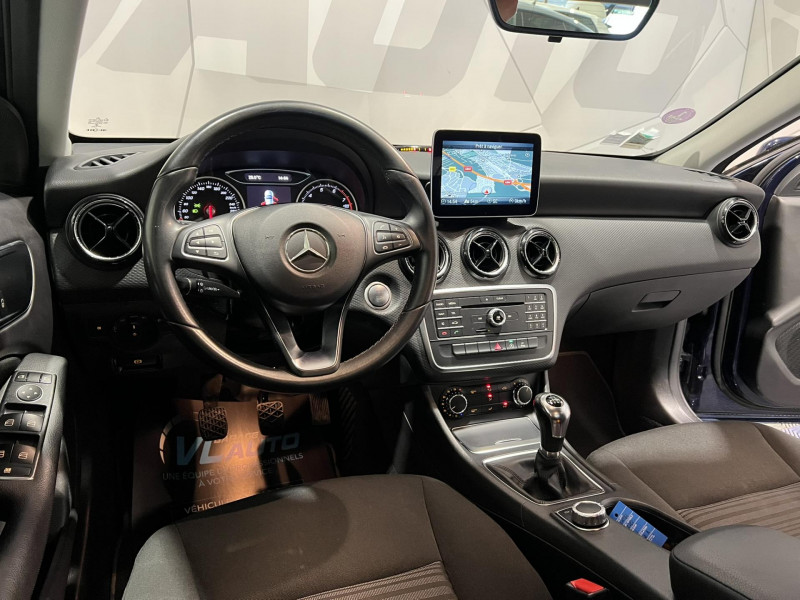 Photo 16 de l'offre de MERCEDES-BENZ CLASSE A 180 Intuition à 14490€ chez VL Auto