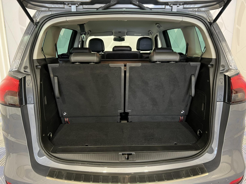 Photo 11 de l'offre de OPEL Zafira Tourer 1.6 CDTI 136 ch Start/Stop EcoFlex Cosmo à 10490€ chez VL Auto