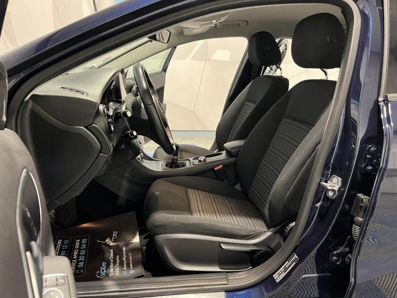 Photo 6 de l'offre de MERCEDES-BENZ CLASSE A 180 Intuition à 14490€ chez VL Auto