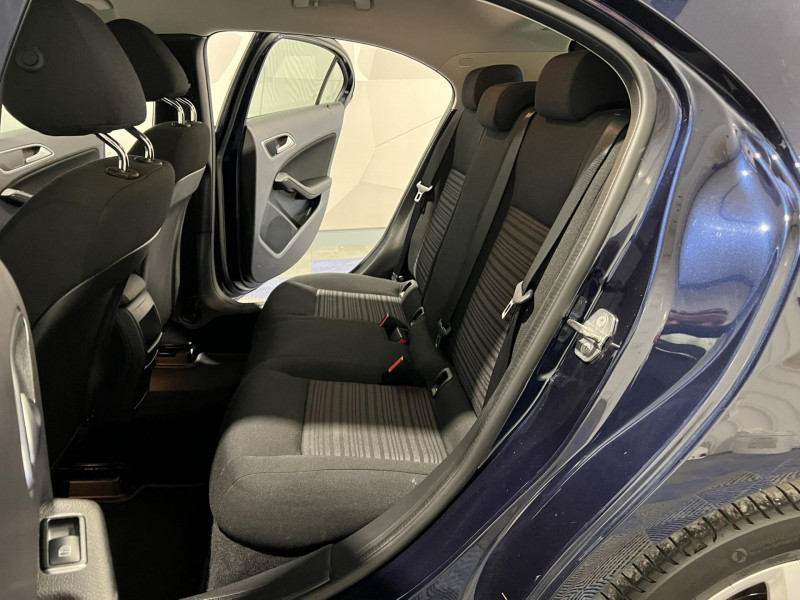 Photo 9 de l'offre de MERCEDES-BENZ CLASSE A 180 Intuition à 14490€ chez VL Auto