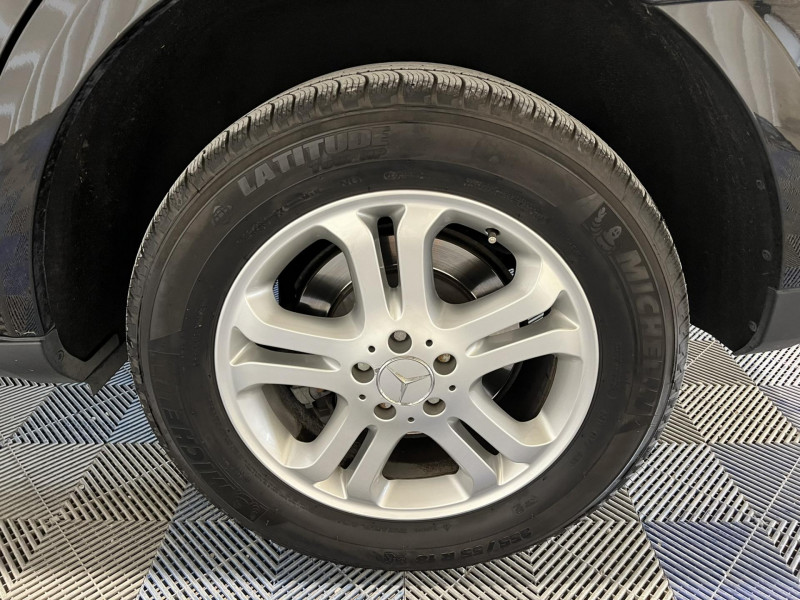Photo 20 de l'offre de MERCEDES-BENZ CLASSE M ML 320 CDI BVA à 16490€ chez VL Auto
