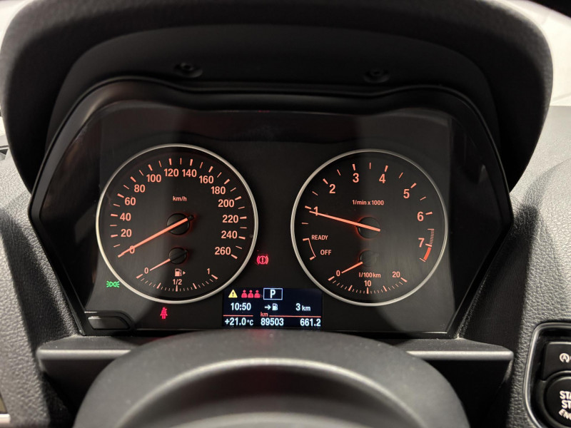 Photo 10 de l'offre de BMW SERIE 1 120i 177 ch F20 LCI Urban Chic BVA à 17990€ chez VL Auto
