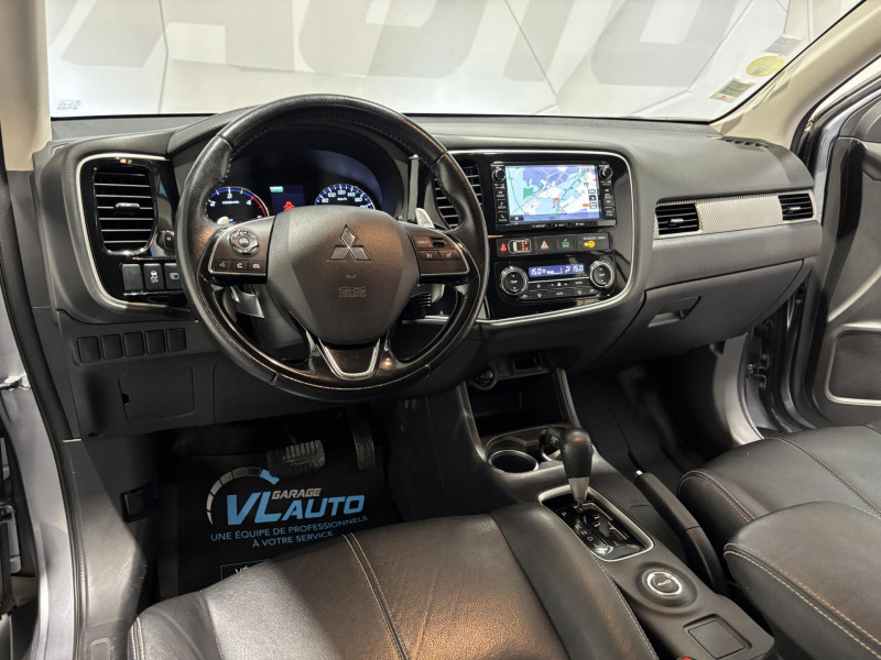 Photo 13 de l'offre de MITSUBISHI OUTLANDER 2.2 DI-D 150 4WD Instyle BVA 7 Places à 16990€ chez VL Auto
