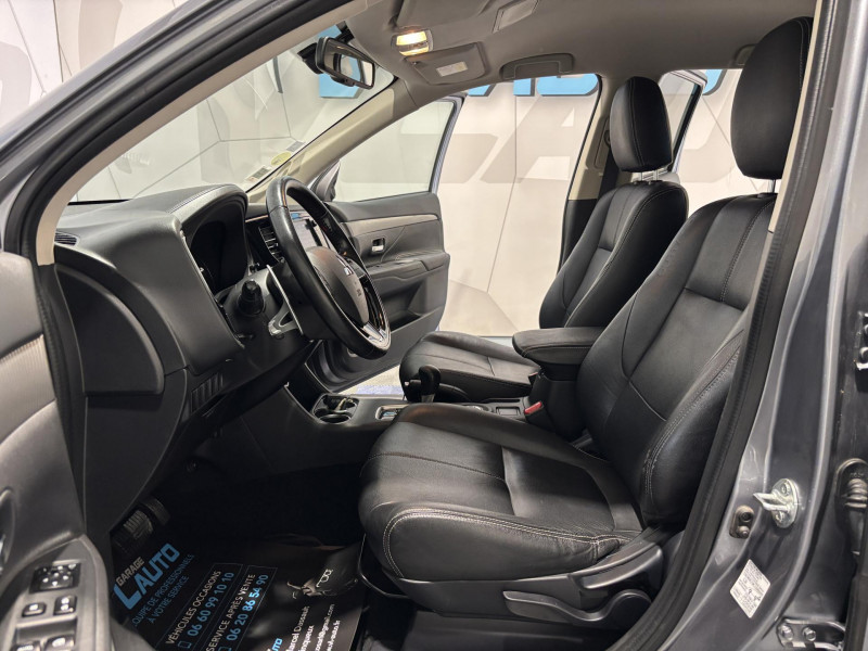 Photo 7 de l'offre de MITSUBISHI OUTLANDER 2.2 DI-D 150 4WD Instyle BVA 7 Places à 16990€ chez VL Auto