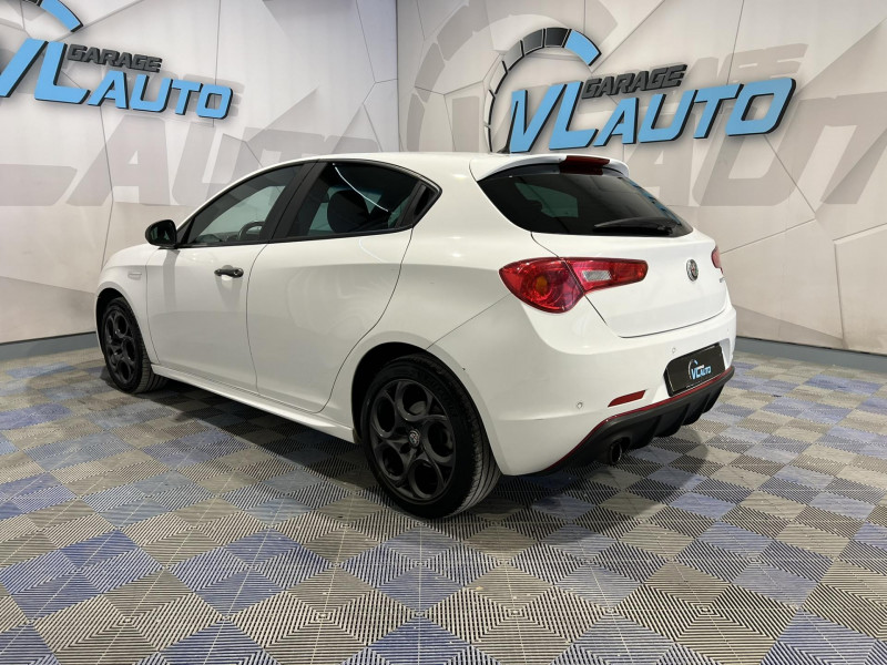 Photo 3 de l'offre de ALFA ROMEO GIULIETTA 1.4 TB MultiAir 150 ch S&S Super à 13490€ chez VL Auto