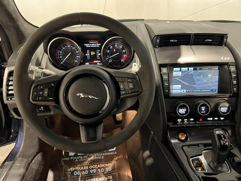 Photo 14 de l'offre de JAGUAR F-TYPE COUPE V8 R 5.0 550 Suralimenté BVA à 64990€ chez VL Auto