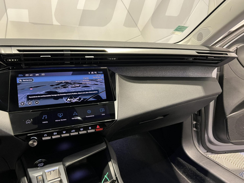 Photo 12 de l'offre de PEUGEOT 308  BlueHDi 130ch S&S EAT8 Allure à 17490€ chez VL Auto