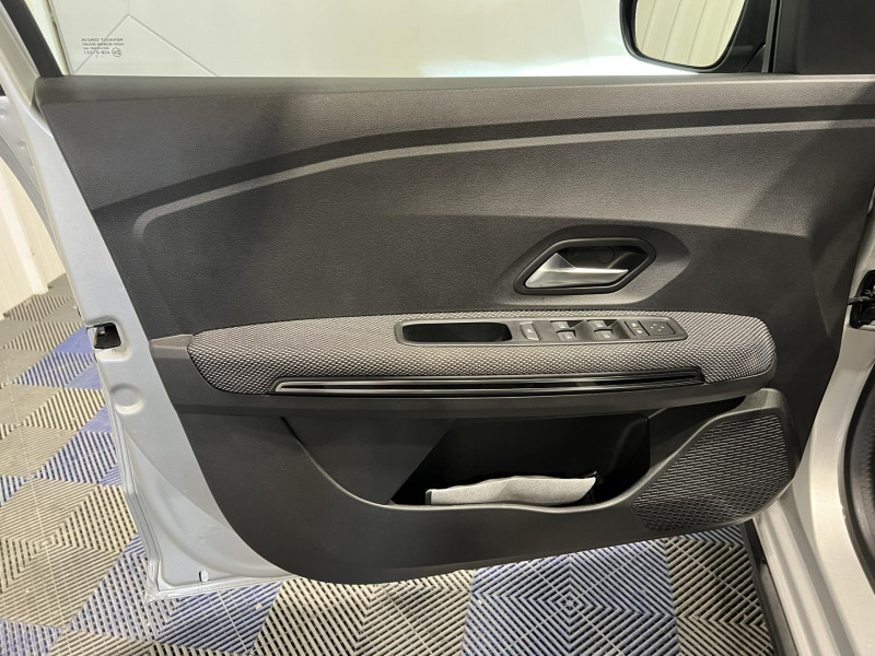 Photo 15 de l'offre de DACIA JOGGER TCe 110 5 places SL Extreme à 17490€ chez VL Auto