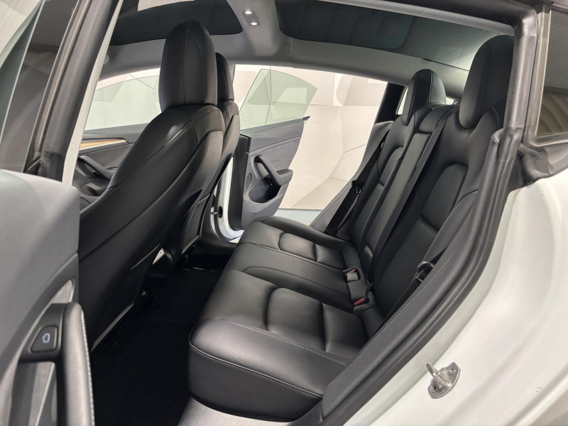 Photo 8 de l'offre de TESLA MODEL 3  Performance AWD à 31990€ chez VL Auto