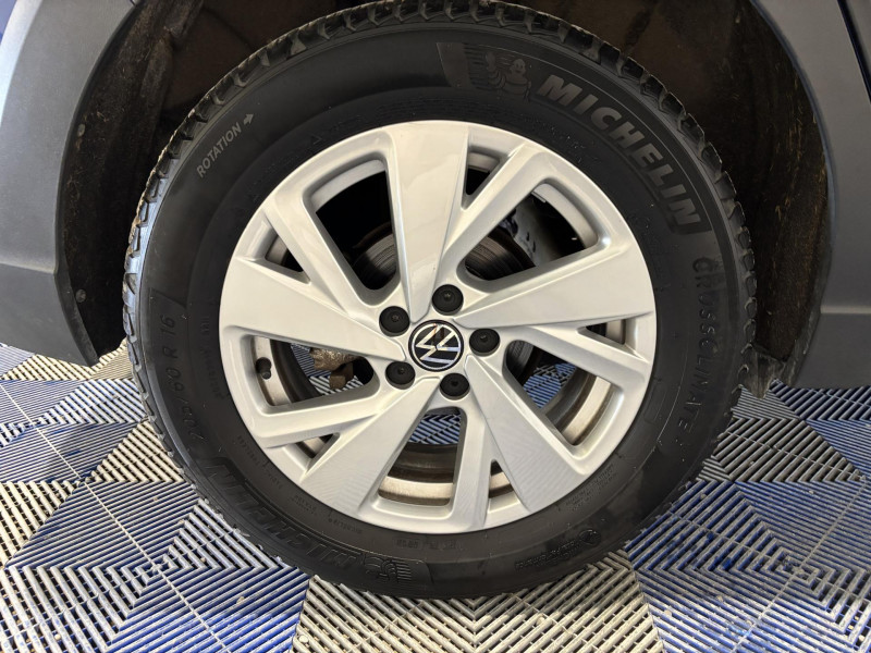 Photo 16 de l'offre de VOLKSWAGEN TAIGO 1.0 TSI 110 DSG7 Life à 19990€ chez VL Auto