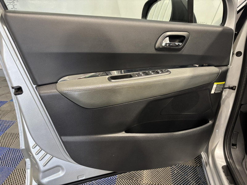 Photo 19 de l'offre de PEUGEOT 3008  1.6 BlueHDi 115ch S&S BVM6 Style à 12490€ chez VL Auto