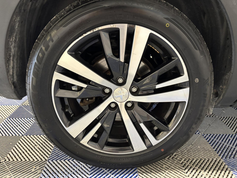 Photo 17 de l'offre de PEUGEOT 5008  BlueHDi 130ch S&S BVM6 GT Line 7 Places à 17490€ chez VL Auto