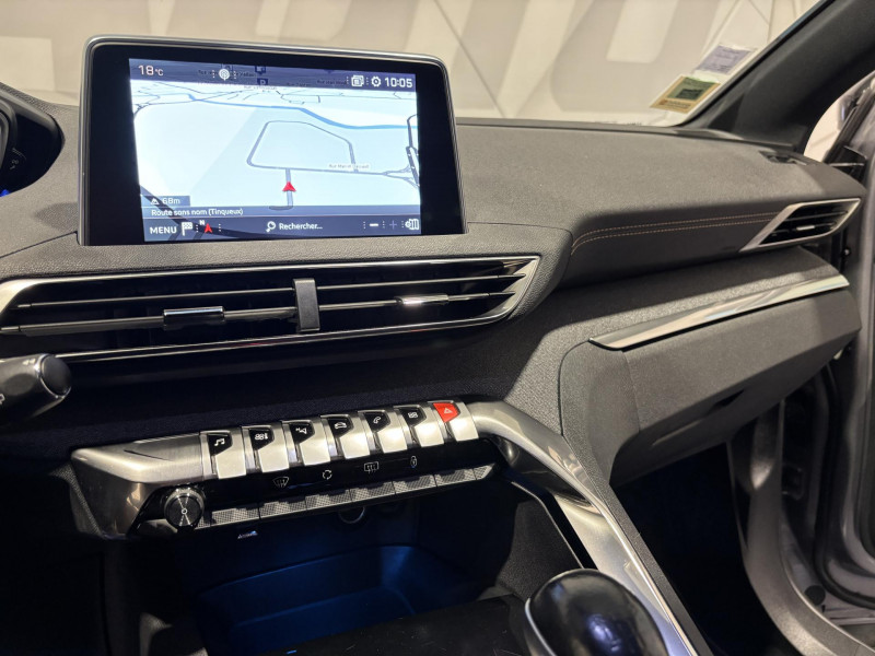 Photo 12 de l'offre de PEUGEOT 5008  BlueHDi 130ch S&S BVM6 GT Line 7 Places à 17490€ chez VL Auto