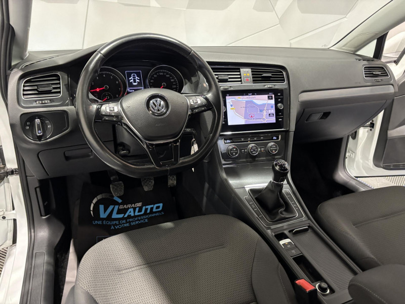 Photo 12 de l'offre de VOLKSWAGEN GOLF 1.0 TSI 115 BVM6 Confortline à 13990€ chez VL Auto
