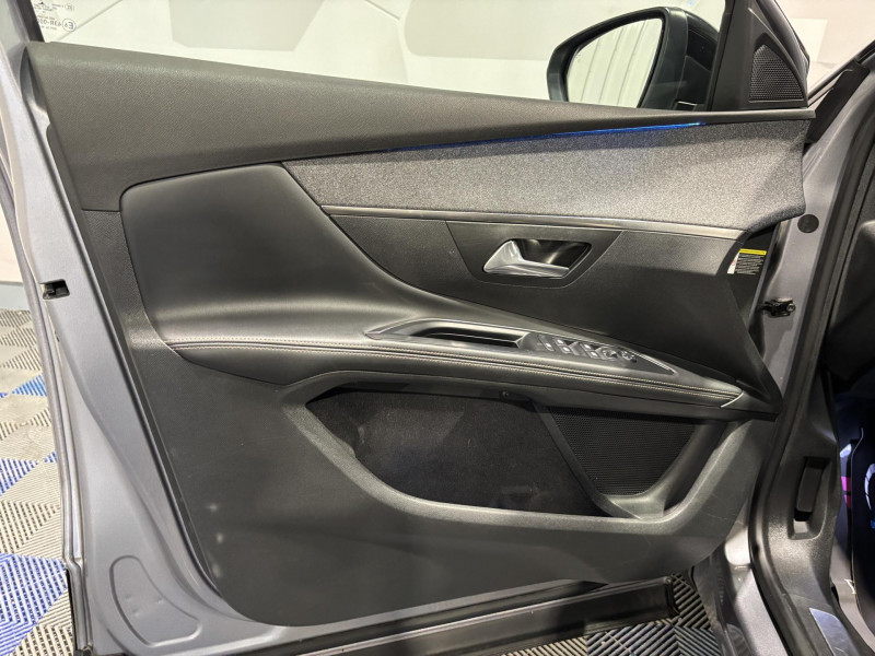 Photo 21 de l'offre de PEUGEOT 5008  BlueHDi 130ch S&S BVM6 GT Line 7 Places à 17490€ chez VL Auto