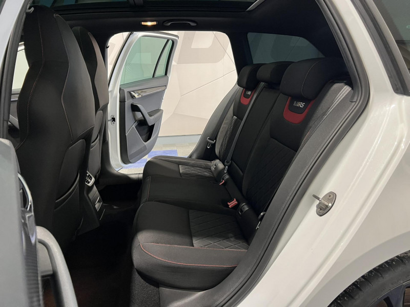 Photo 9 de l'offre de SKODA Octavia combi 2.0 TSI 245 ch DSG7 RS à 22990€ chez VL Auto