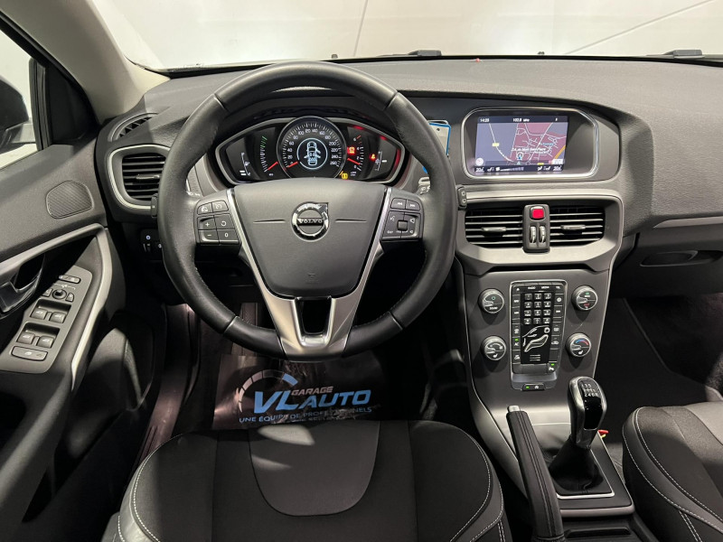 Photo 15 de l'offre de VOLVO V40 D2 AdBlue 120 ch Business à 15990€ chez VL Auto