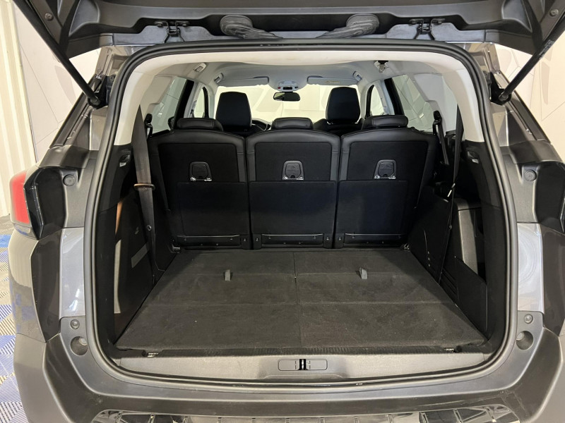 Photo 10 de l'offre de PEUGEOT 5008  BlueHDi 130ch S&S BVM6 Allure 5 Places à 15490€ chez VL Auto