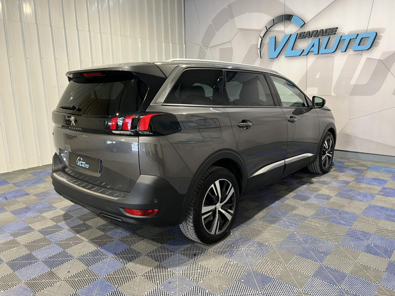 Photo 5 de l'offre de PEUGEOT 5008  BlueHDi 130ch S&S BVM6 Allure 5 Places à 15490€ chez VL Auto