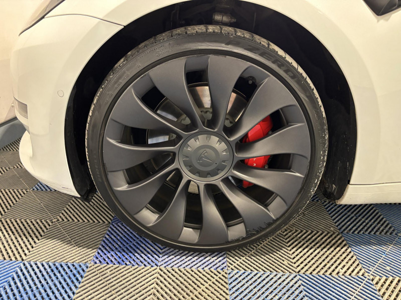 Photo 15 de l'offre de TESLA MODEL 3  Performance AWD à 31990€ chez VL Auto