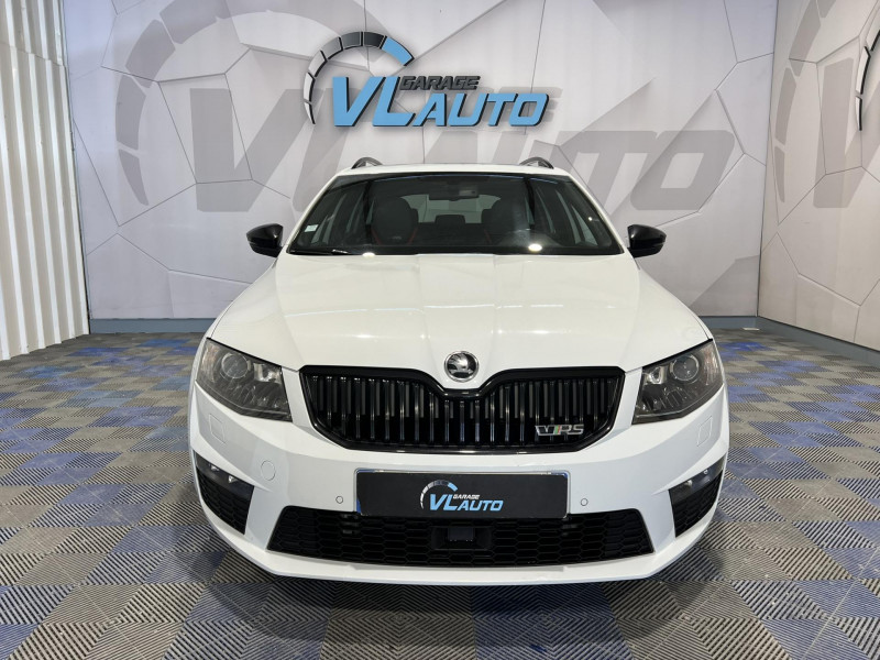 Photo 2 de l'offre de SKODA OCTAVIA COMBI 2.0 TSI 230 ch DSG6 RS 230 à 17490€ chez VL Auto