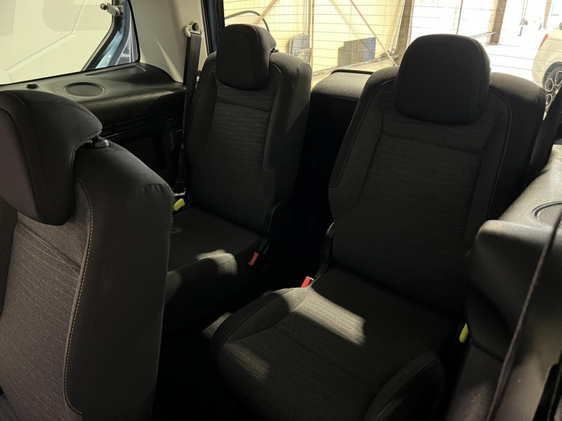 Photo 10 de l'offre de CITROEN BERLINGO Multispace BlueHDi 100 S&S BVM5 Shine 7 Places à 13990€ chez VL Auto