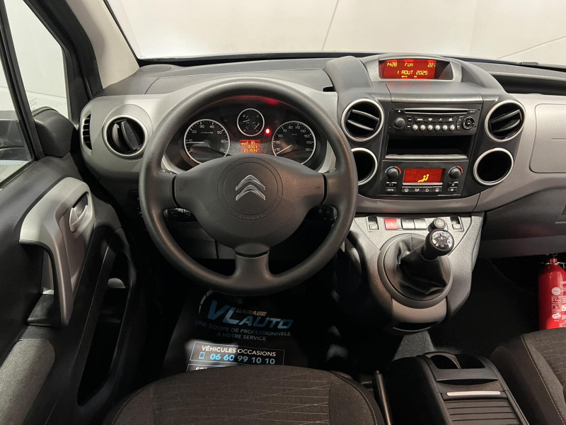 Photo 16 de l'offre de CITROEN BERLINGO Multispace BlueHDi 100 S&S BVM5 Shine 7 Places à 13990€ chez VL Auto