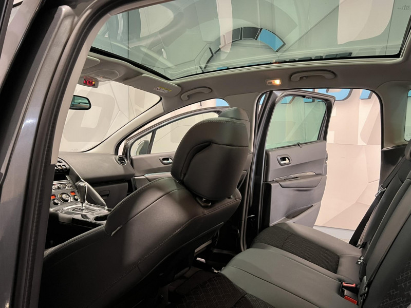 Photo 15 de l'offre de PEUGEOT 3008  1.6 e-HDi 115ch FAP ETG6 Allure à 10490€ chez VL Auto