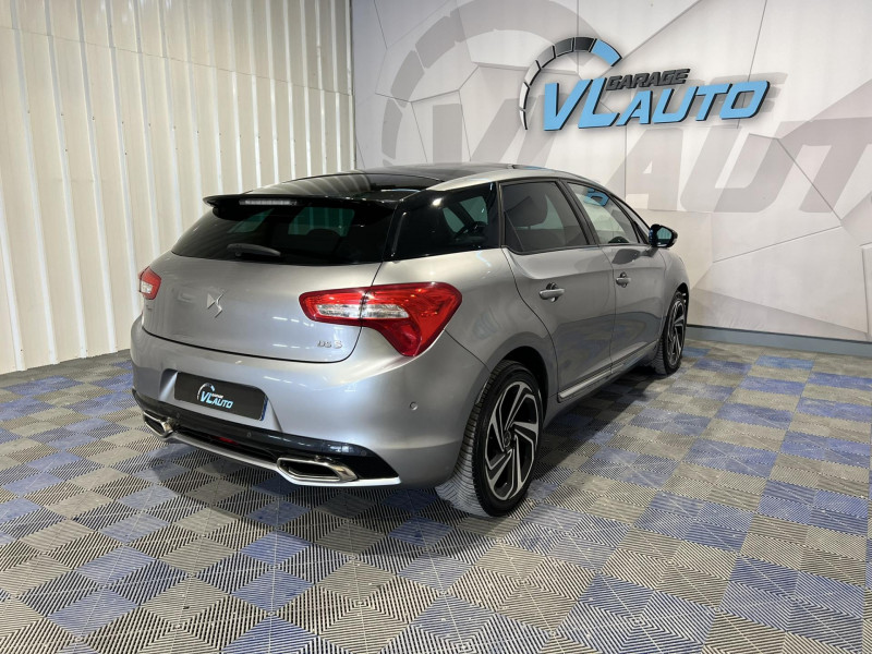 Photo 5 de l'offre de DS DS 5  BlueHDi 180 S&S EAT6 Sport Chic à 12490€ chez VL Auto